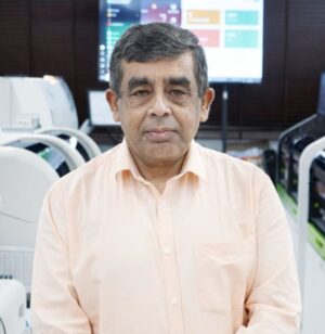 Dr. Vinod Ratan